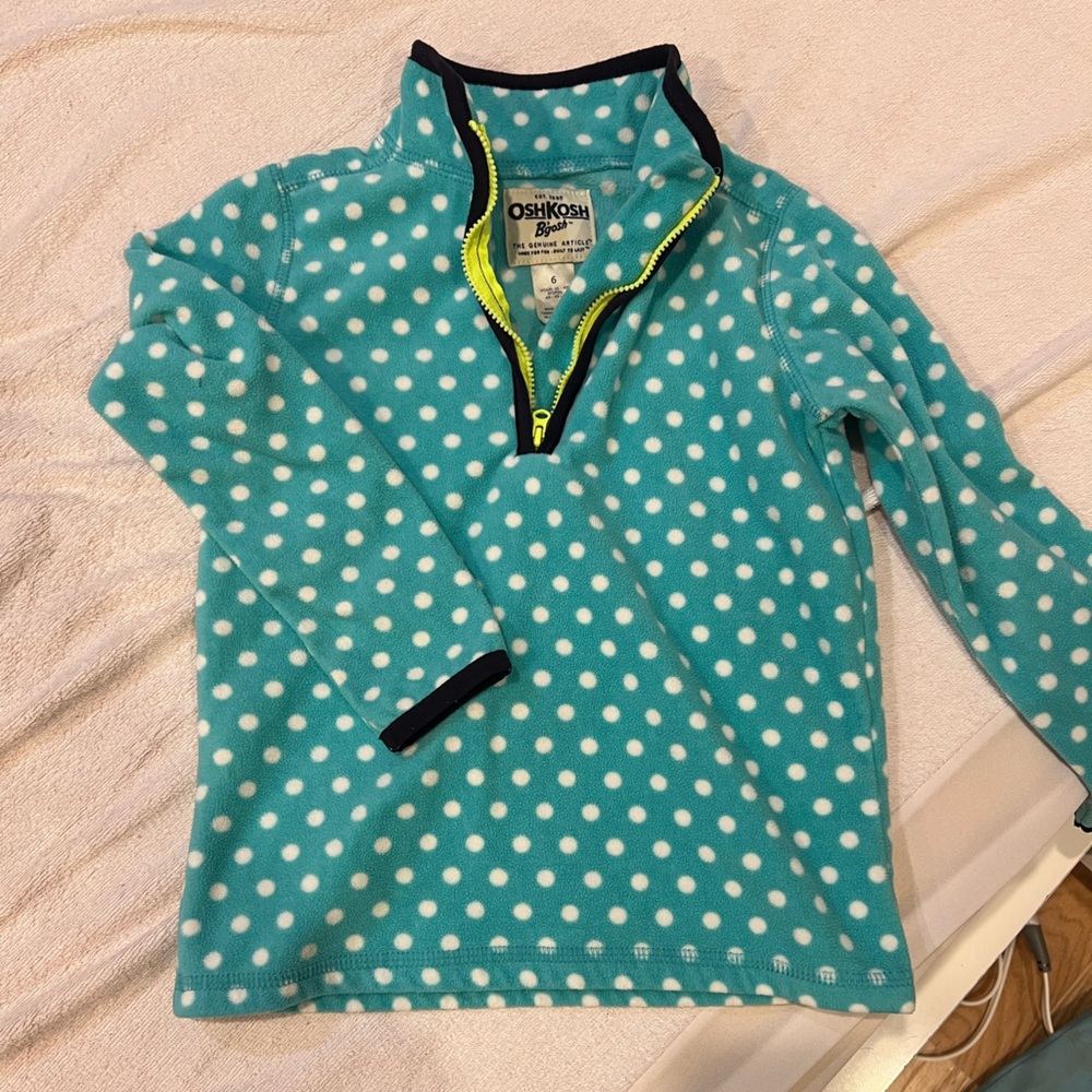 Oshkosh pullover